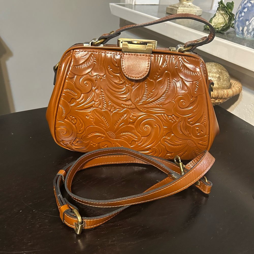 Patricia Nash Gracchi frame satchel in Florence Tooled Brown Leather - Picture 10 of 13